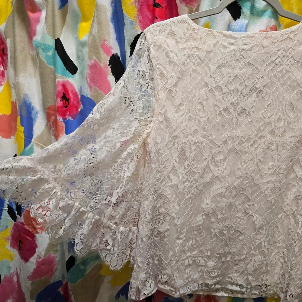 ModCloth White Lace Blouse Top Small Ivory V Neck 3/4 Ruffle Sleeve Elegant - Picture 9 of 10